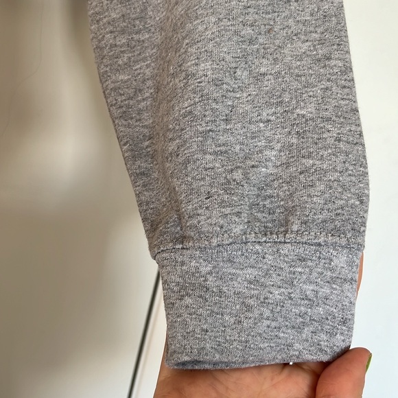 Hija De Tu Madre Latina Cropped Sweatshirt - Picture 3 of 6